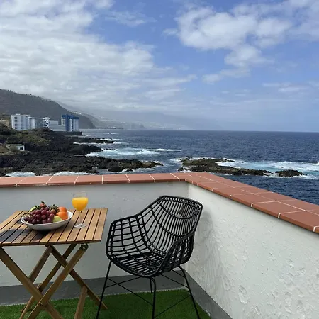 Manolo Pris, En El Mar, Teide Con Piscina Natural El Pris