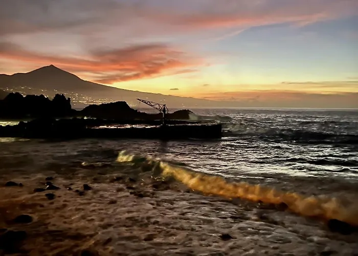 Manolo Pris, En El Mar, Teide Con Piscina Natural Lägenhet *