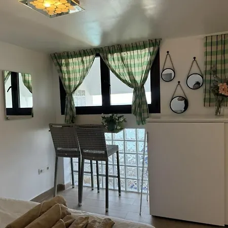 Manolo Pris, En El Mar, Teide Con Piscina Natural El Pris