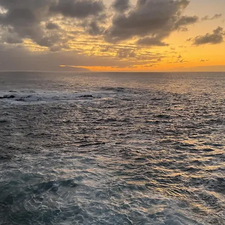 Manolo Pris, En El Mar, Teide Con Piscina Natural El Pris