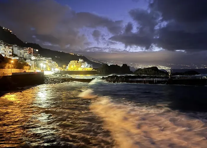 Appartement Manolo Pris, En El Mar, Teide Con Piscina Natural *