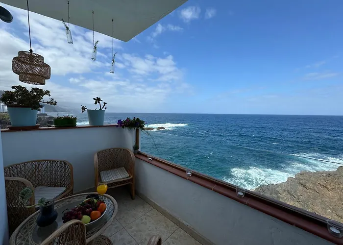 Manolo Pris, En El Mar, Teide Con Piscina Natural El Pris